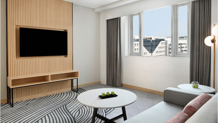 Crowne Plaza Dubai Jumeirah